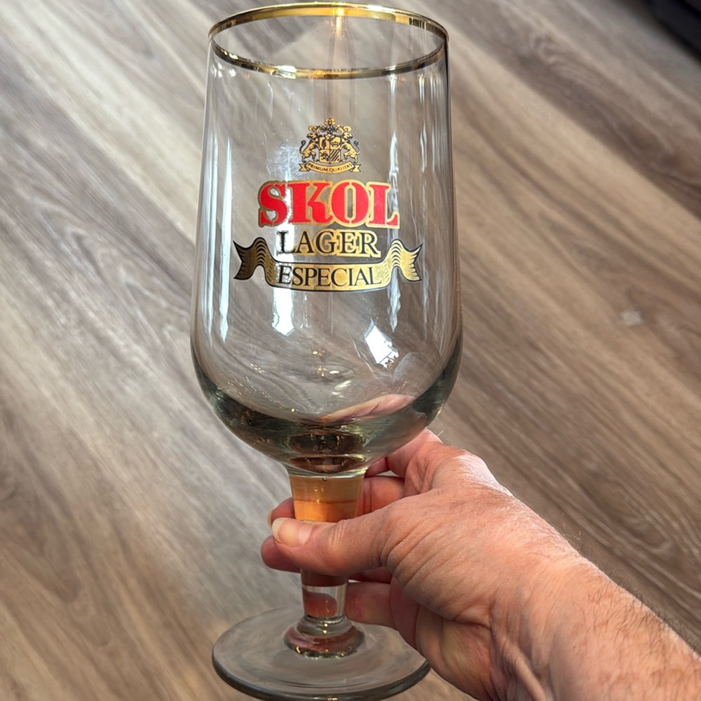 Vintage Lager Especial Collector Glass Goblet